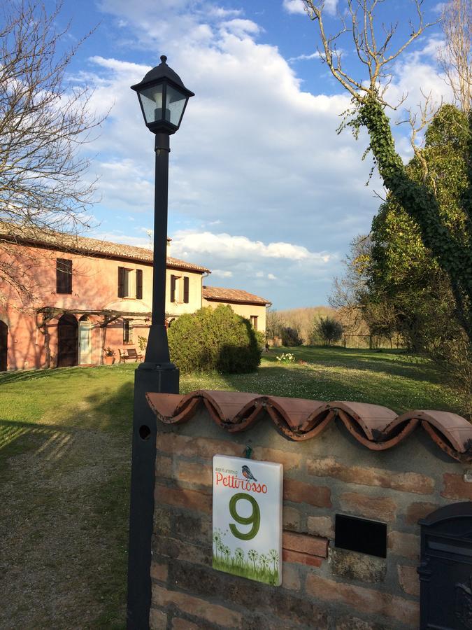 Agriturismo Il Pettirosso Forlì Exterior foto